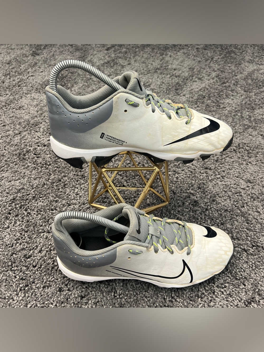 Nike Hyperdiamond 4 Keystone GG Shoes Youth Size 5Y Cool Grey White CZ5919-008